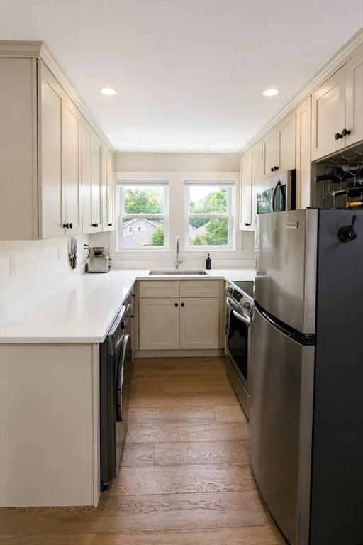 1 bed, 1 bath apartment for rent at 302 Pine St Unit 2, Weymouth — photo 7 of 19