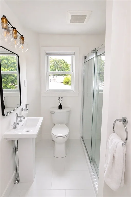 1 bed, 1 bath apartment for rent at 302 Pine St Unit 2, Weymouth — photo 5 of 19