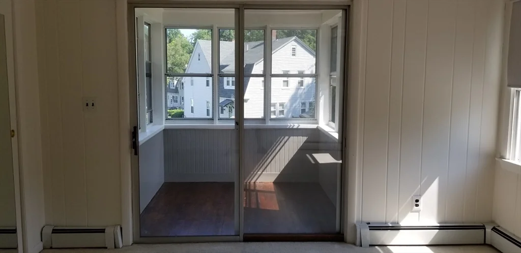 1 bed, 1 bath apartment for rent at 302 Pleasant St Unit 2, North Andover — photo 14 of 17