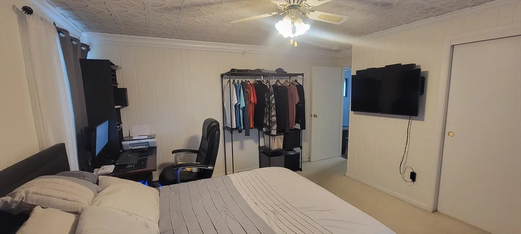 1 bed, 1 bath apartment for rent at 302 Pleasant St Unit 2, North Andover — photo 12 of 17