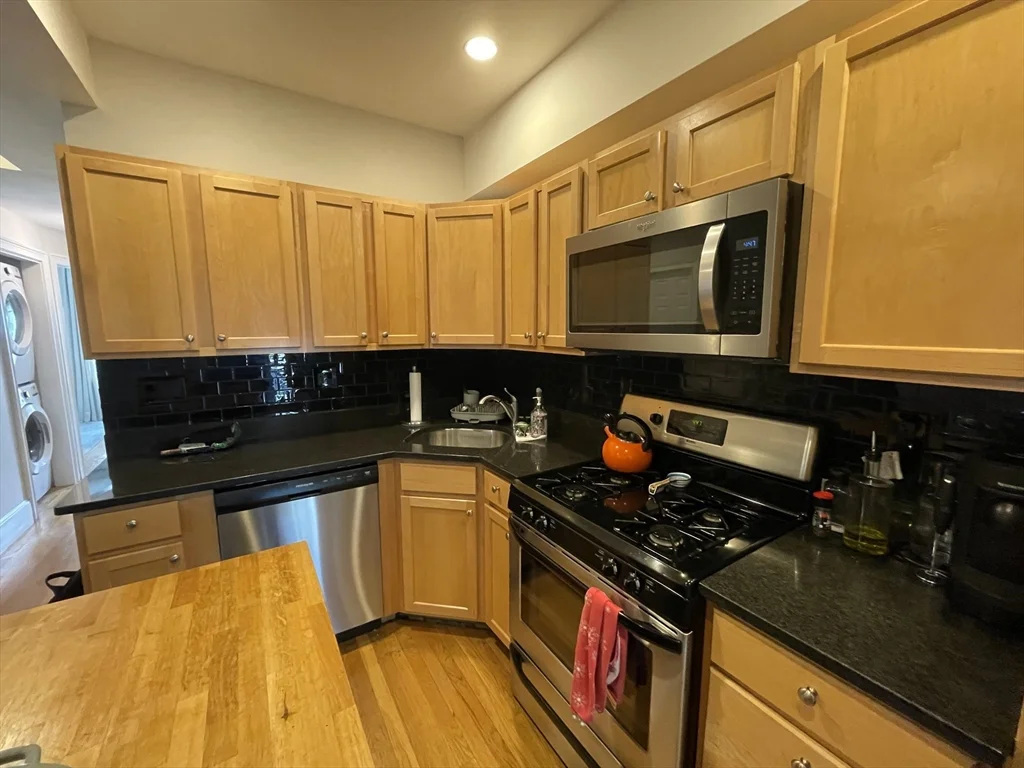 2 bed, 1 bath apartment for rent at 302 W Third St Unit 2, South Boston — photo 6 of 15