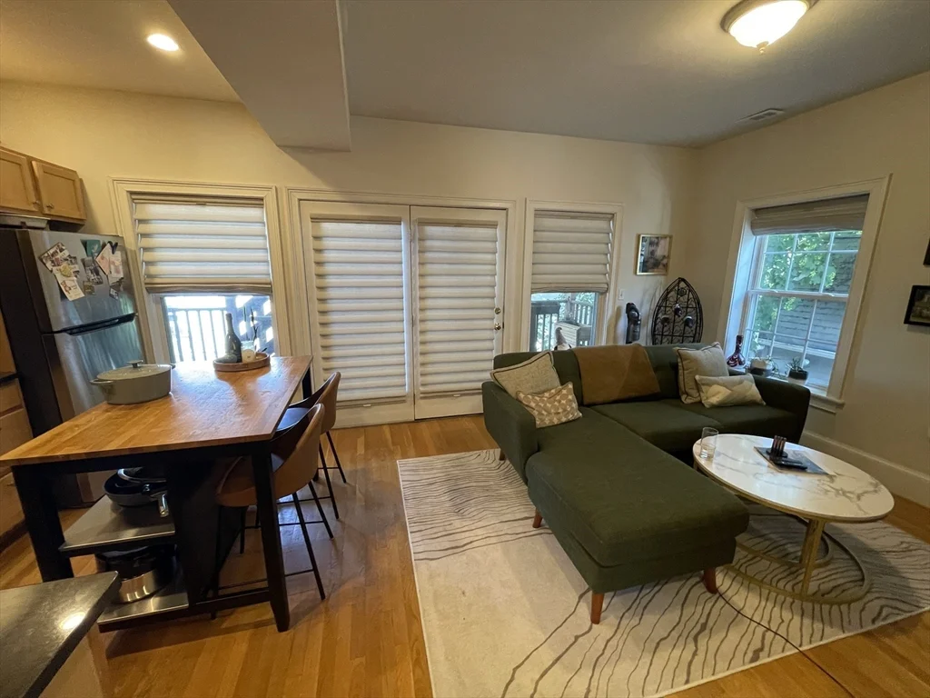 2 bed, 1 bath apartment for rent at 302 W Third St Unit 2, South Boston — photo 4 of 15