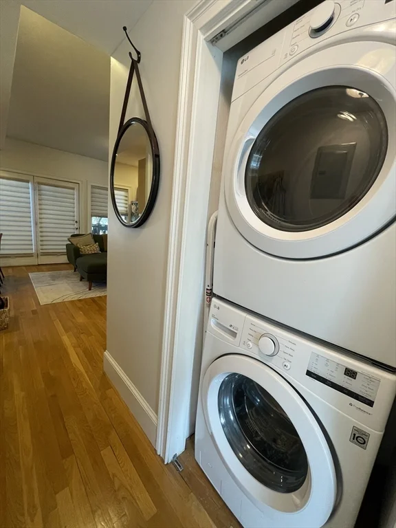 2 bed, 1 bath apartment for rent at 302 W Third St Unit 2, South Boston — photo 11 of 15