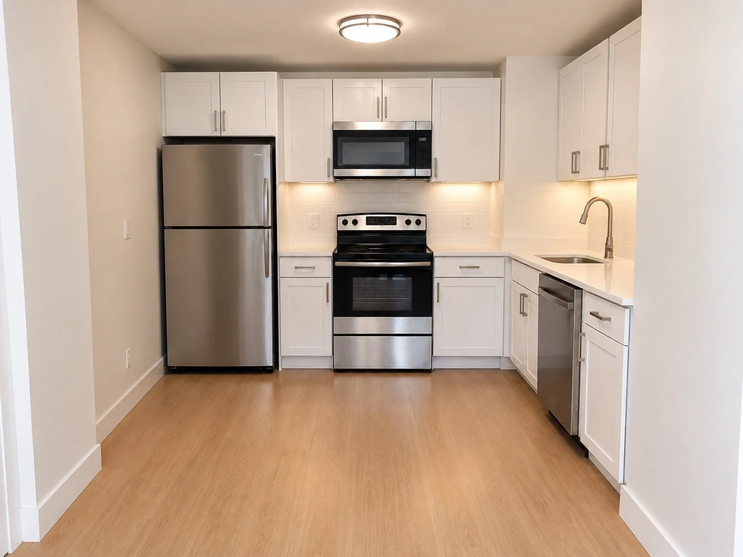 2 bed, 1 bath apartment for rent at 303 Broadway Unit B6, Lynn — photo 4 of 18