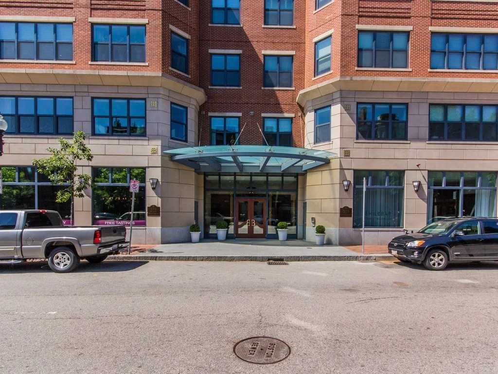 3 bed, 3 bath apartment for rent at 303 Columbus Ave Unit 1005, Back Bay — photo 3 of 12