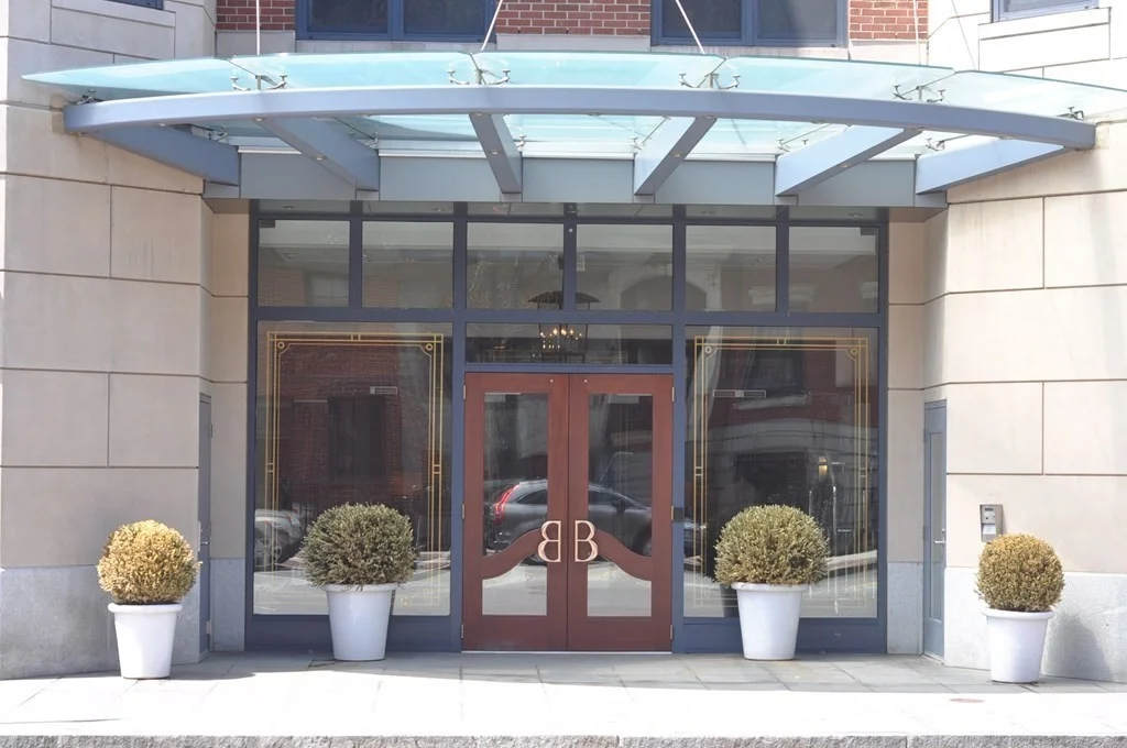 3 bed, 3 bath apartment for rent at 303 Columbus Ave Unit 703, Back Bay