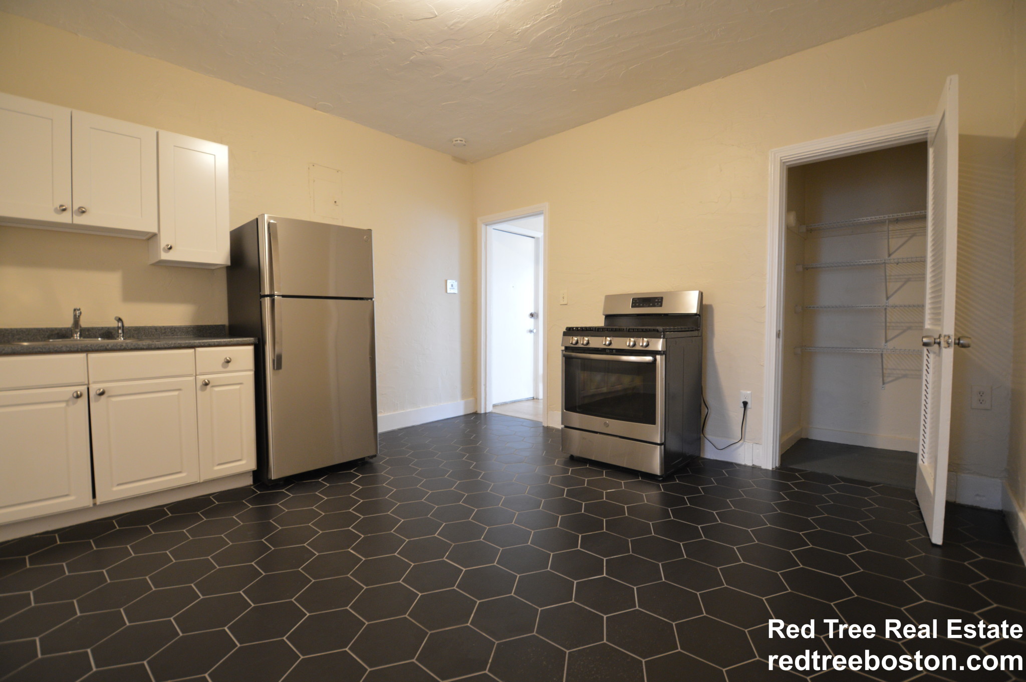 1 bed, 1 bath apartment for rent at 303 Hancock St Unit 1, Dorchester