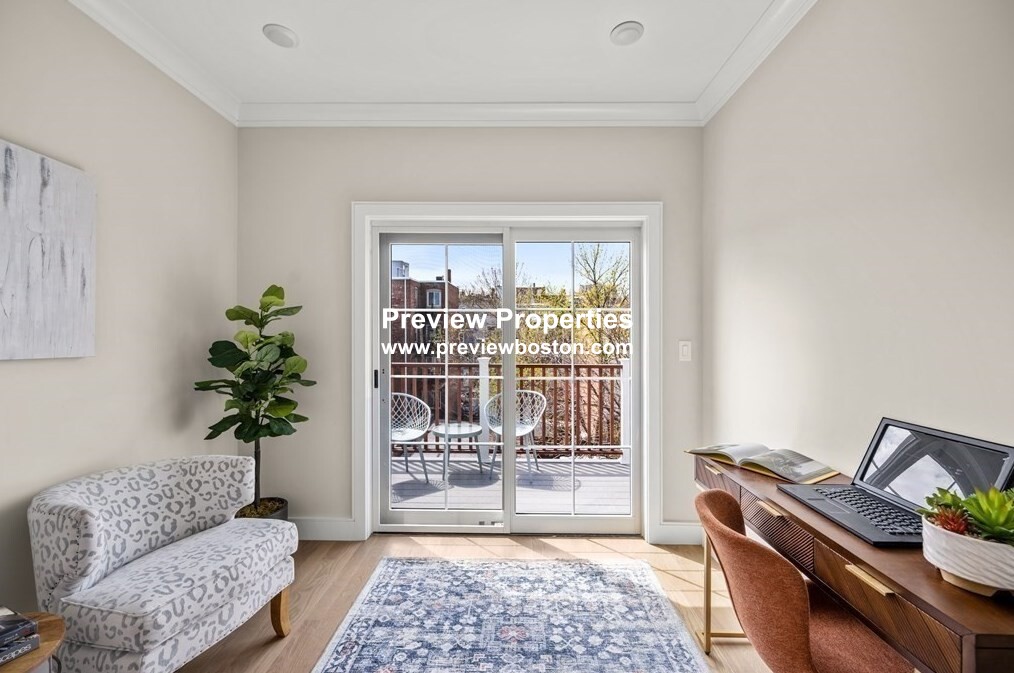 5 bed, 3 bath apartment for rent at 303 Maverick St Unit 1P, East Boston — photo 12 of 18