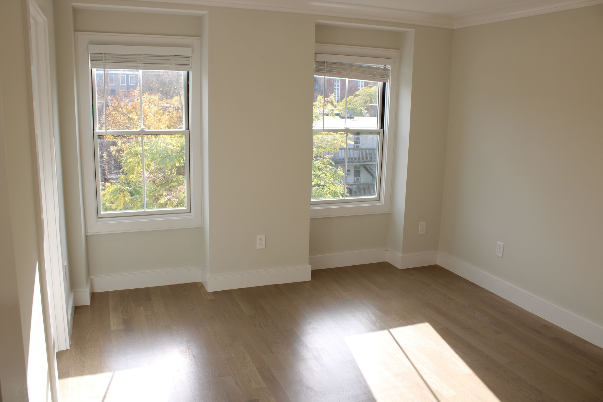 2 bed, 2 bath apartment for rent at 303 Maverick St Unit 4, East Boston — photo 10 of 18