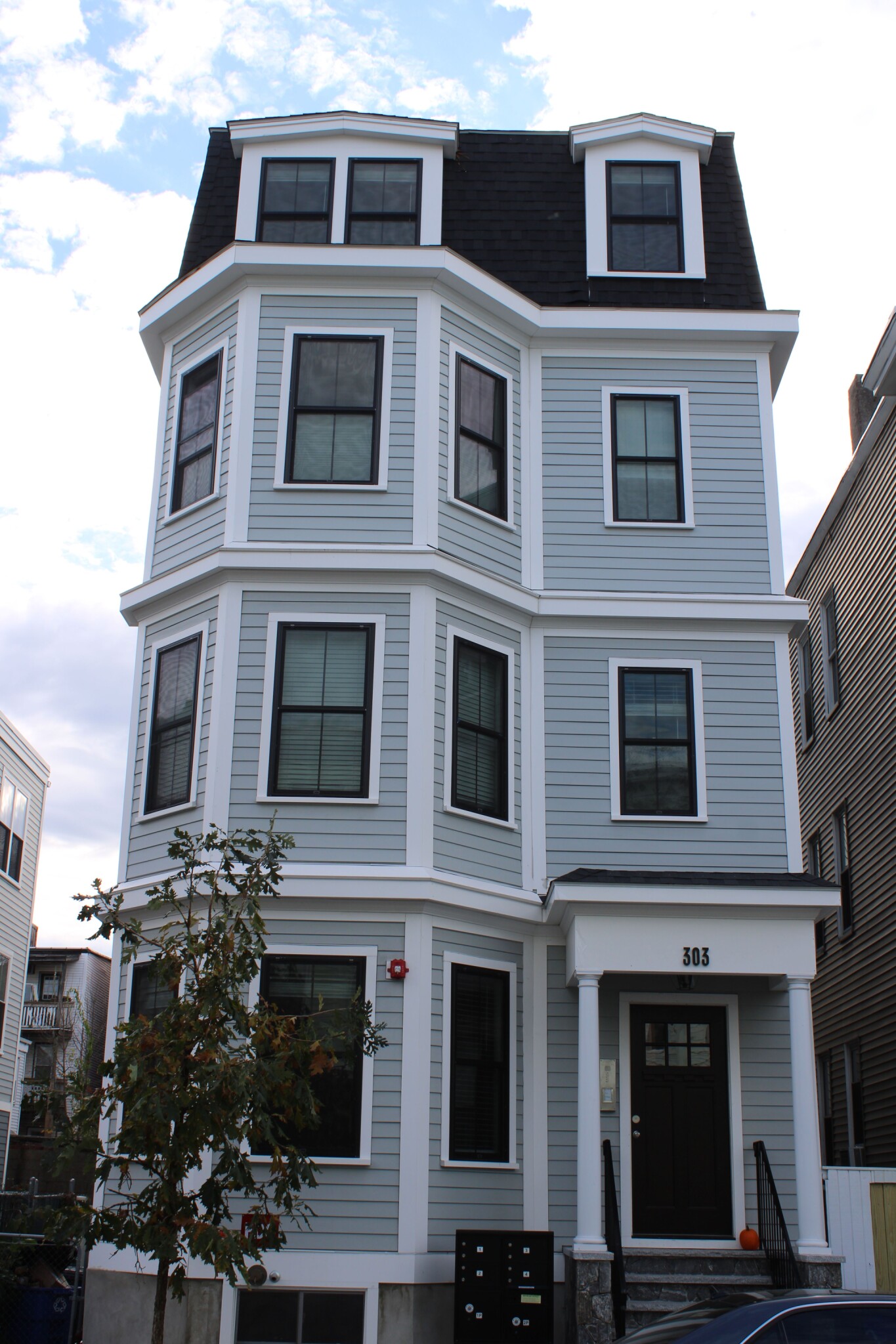 2 bed, 2 bath apartment for rent at 303 Maverick St Unit 4, East Boston — photo 18 of 18