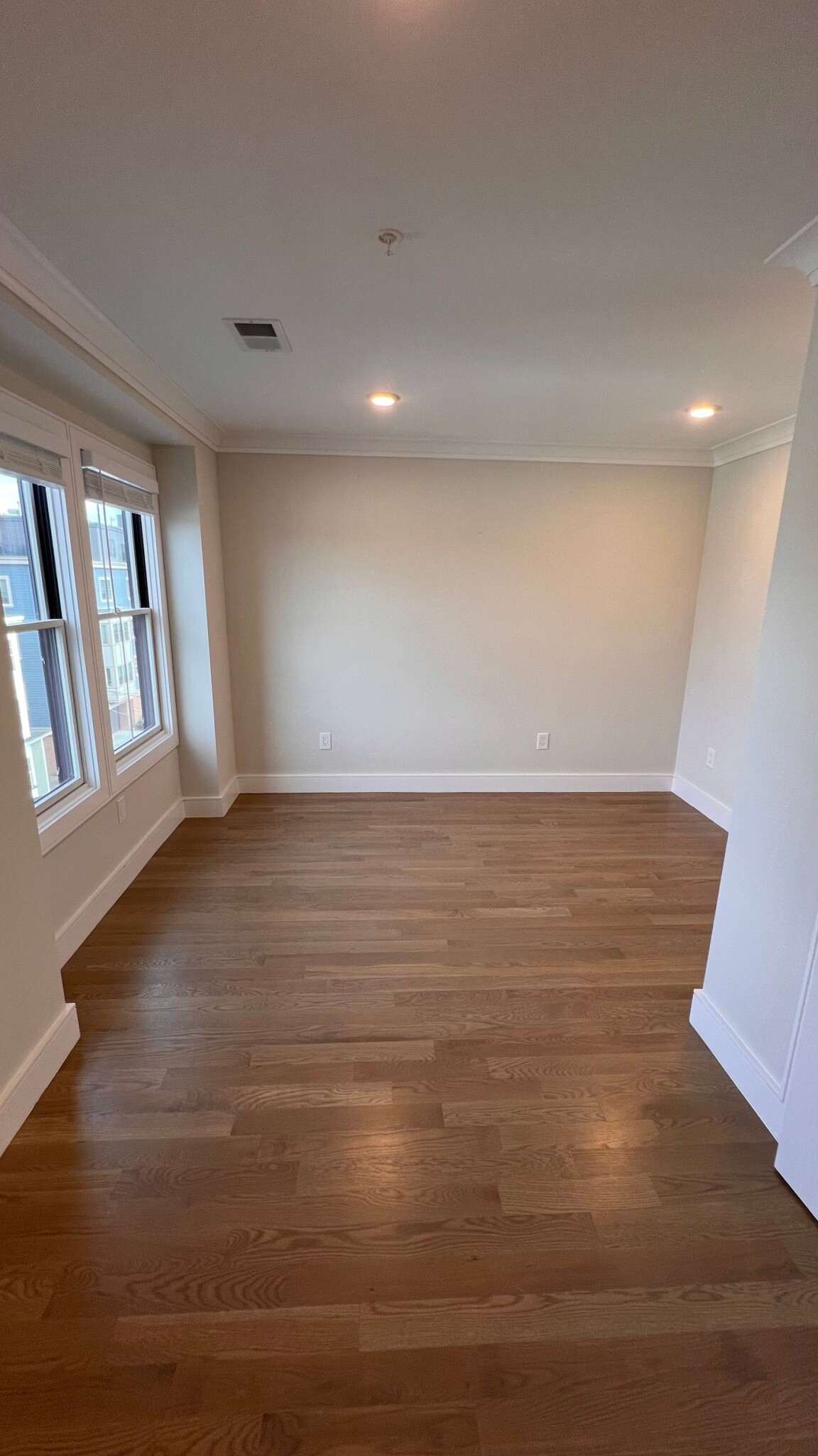 2 bed, 2 bath apartment for rent at 303 Maverick St Unit 4, East Boston — photo 14 of 18