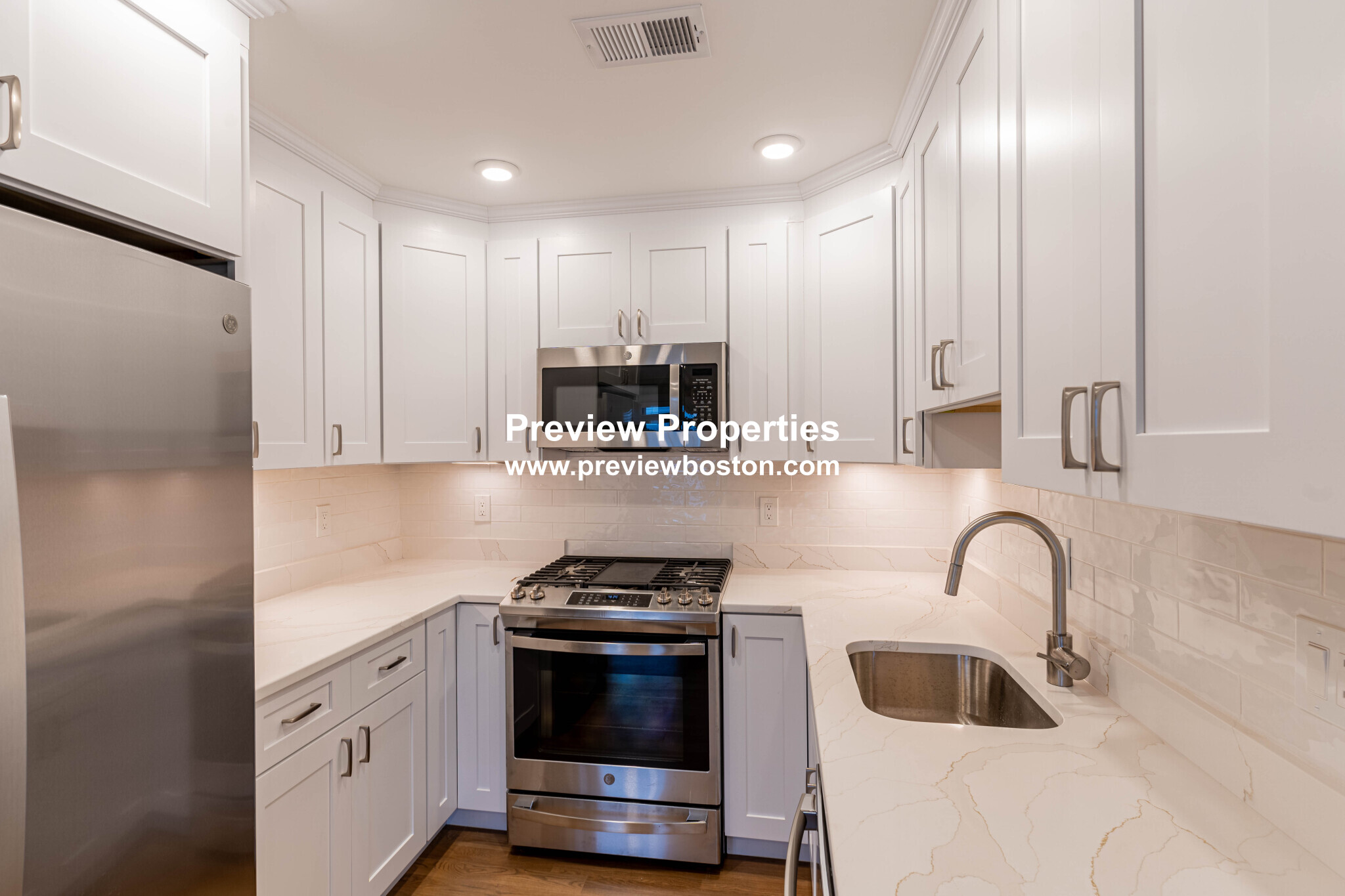 2 bed, 2 bath apartment for rent at 303 Maverick St Unit 4P, East Boston — photo 12 of 20