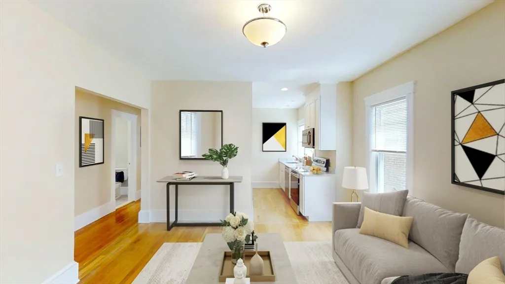 4 bed, 2 bath apartment for rent at 303 Tappan St Unit 3, Aspinwall Hill — photo 4 of 10