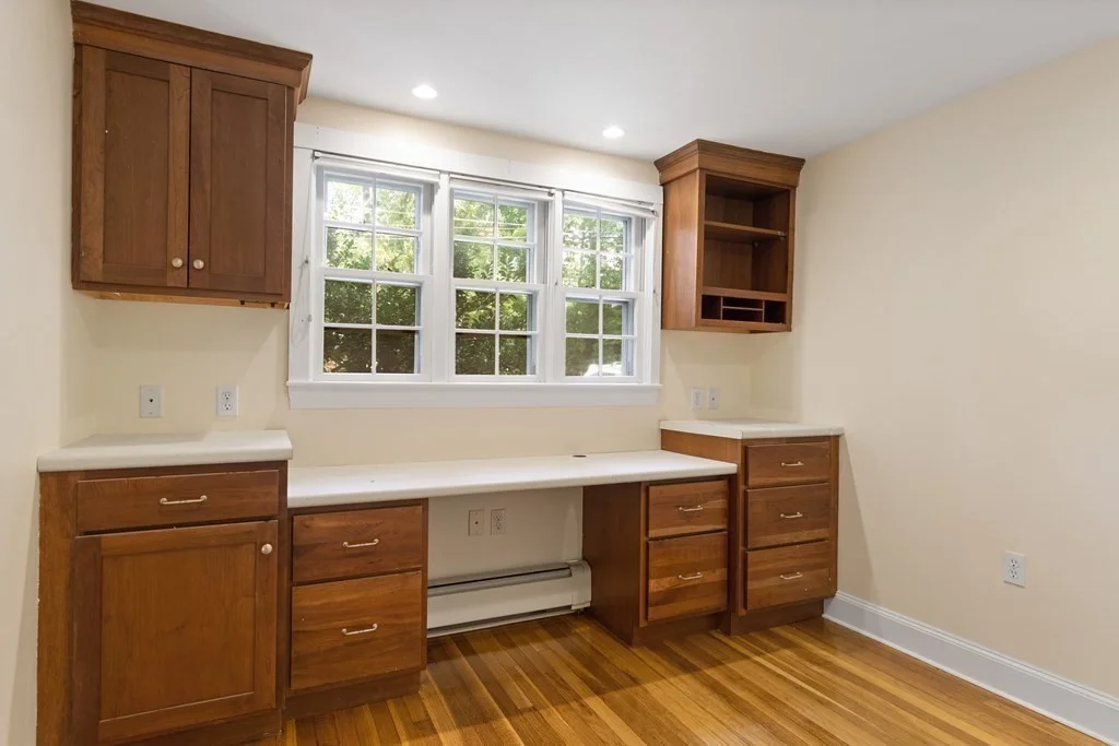 5 bed, 3 bath apartment for rent at 303 Upland Ave, Newton Highlands — photo 18 of 20