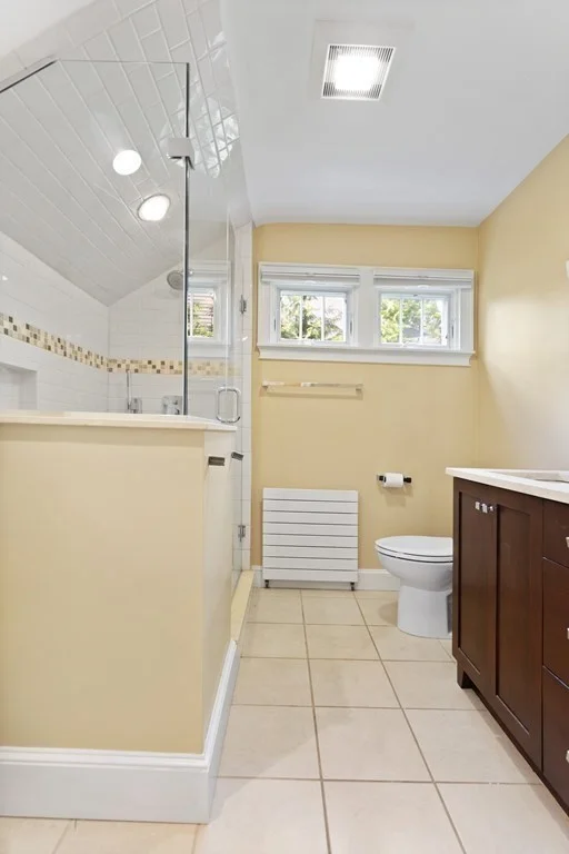 5 bed, 3 bath apartment for rent at 303 Upland Ave, Newton Highlands — photo 10 of 20