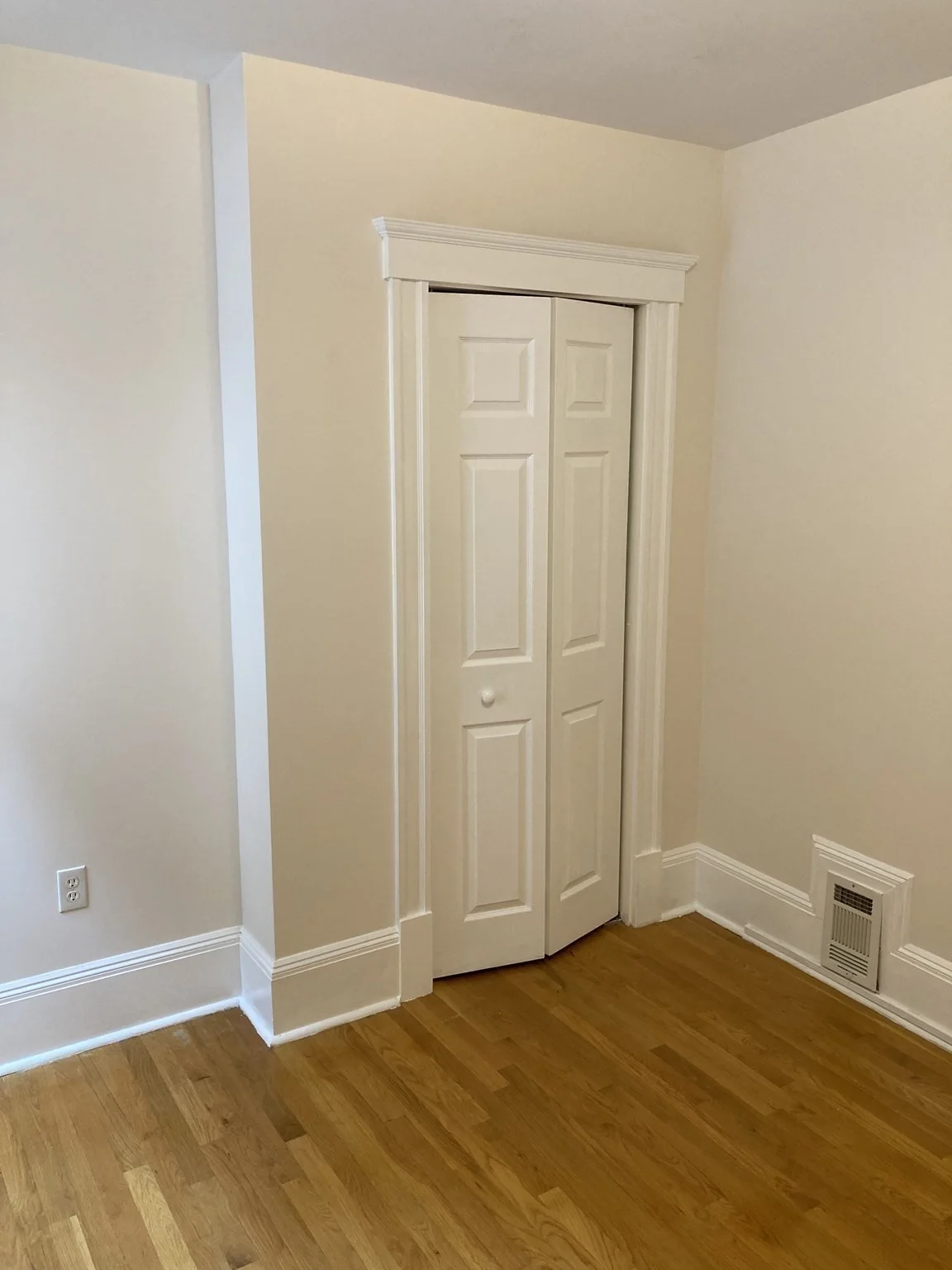 2 bed, 1 bath apartment for rent at 304 Allston St Unit 1, Cambridgeport — photo 11 of 16
