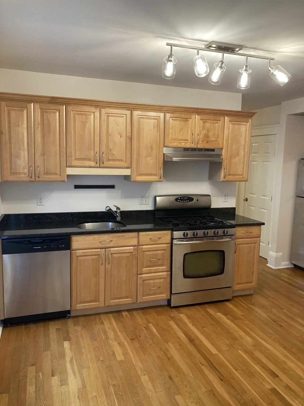 2 bed, 1 bath apartment for rent at 304 Allston St Unit 1, Cambridgeport