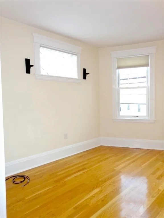 2 bed, 1 bath apartment for rent at 304 Allston St Unit 4, Cambridgeport — photo 4 of 20