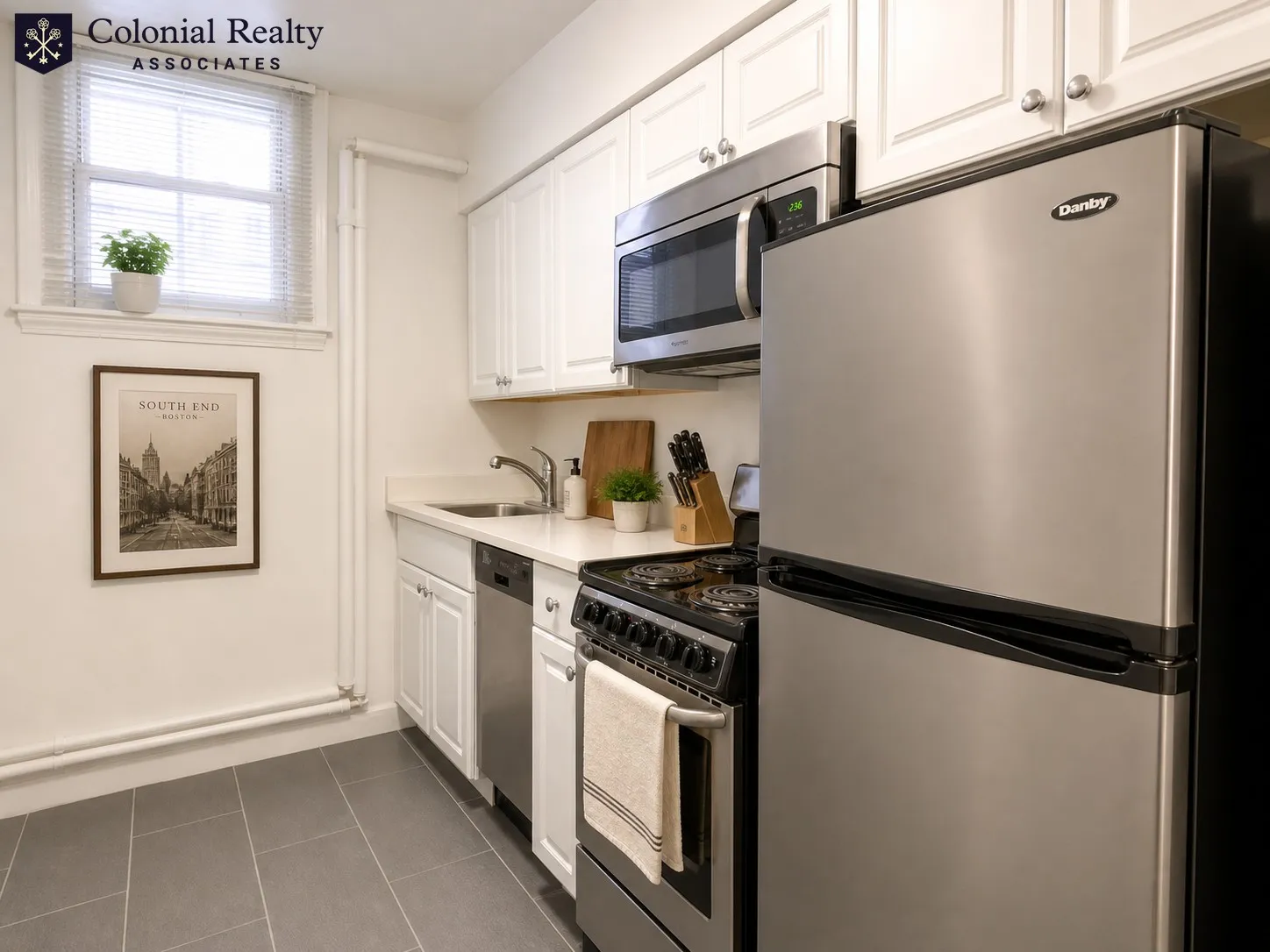 Studio bed, 1 bath apartment for rent at 304 Berkeley St Unit 2, Back Bay — photo 4 of 40
