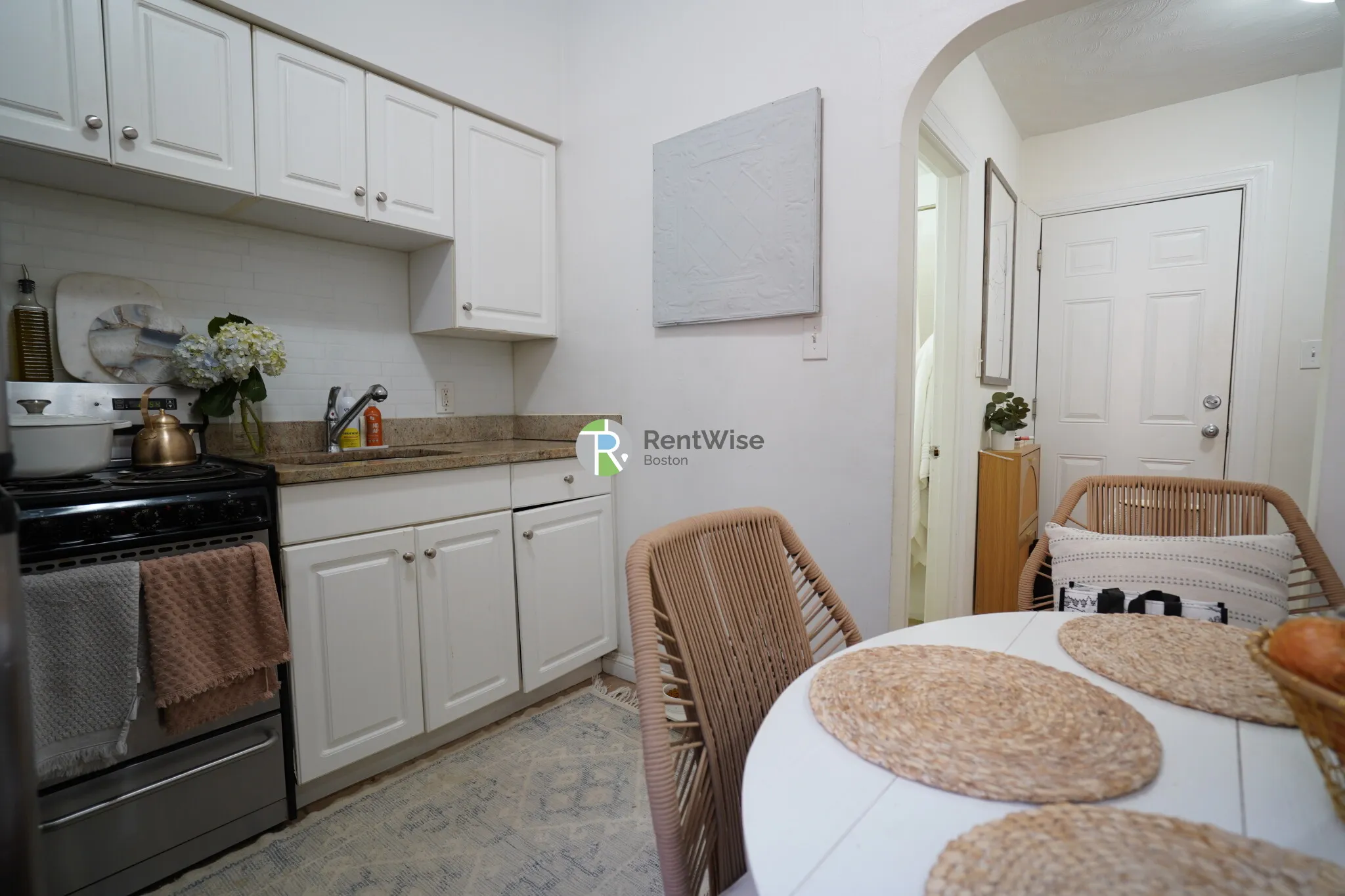 1 bed, 1 bath apartment for rent at 304 Berkeley St Unit 304-4, Back Bay — photo 8 of 16