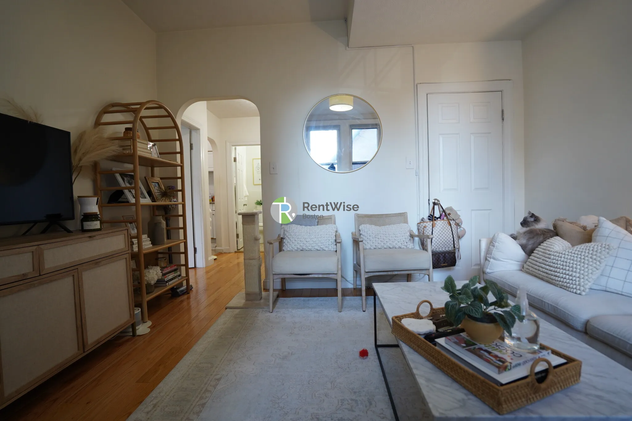 1 bed, 1 bath apartment for rent at 304 Berkeley St Unit 304-4, Back Bay — photo 3 of 16