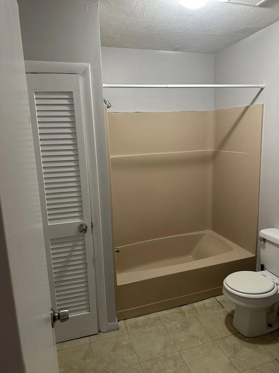 2 bed, 2 bath apartment for rent at 304 California St Unit 3, Nonantum — photo 6 of 10