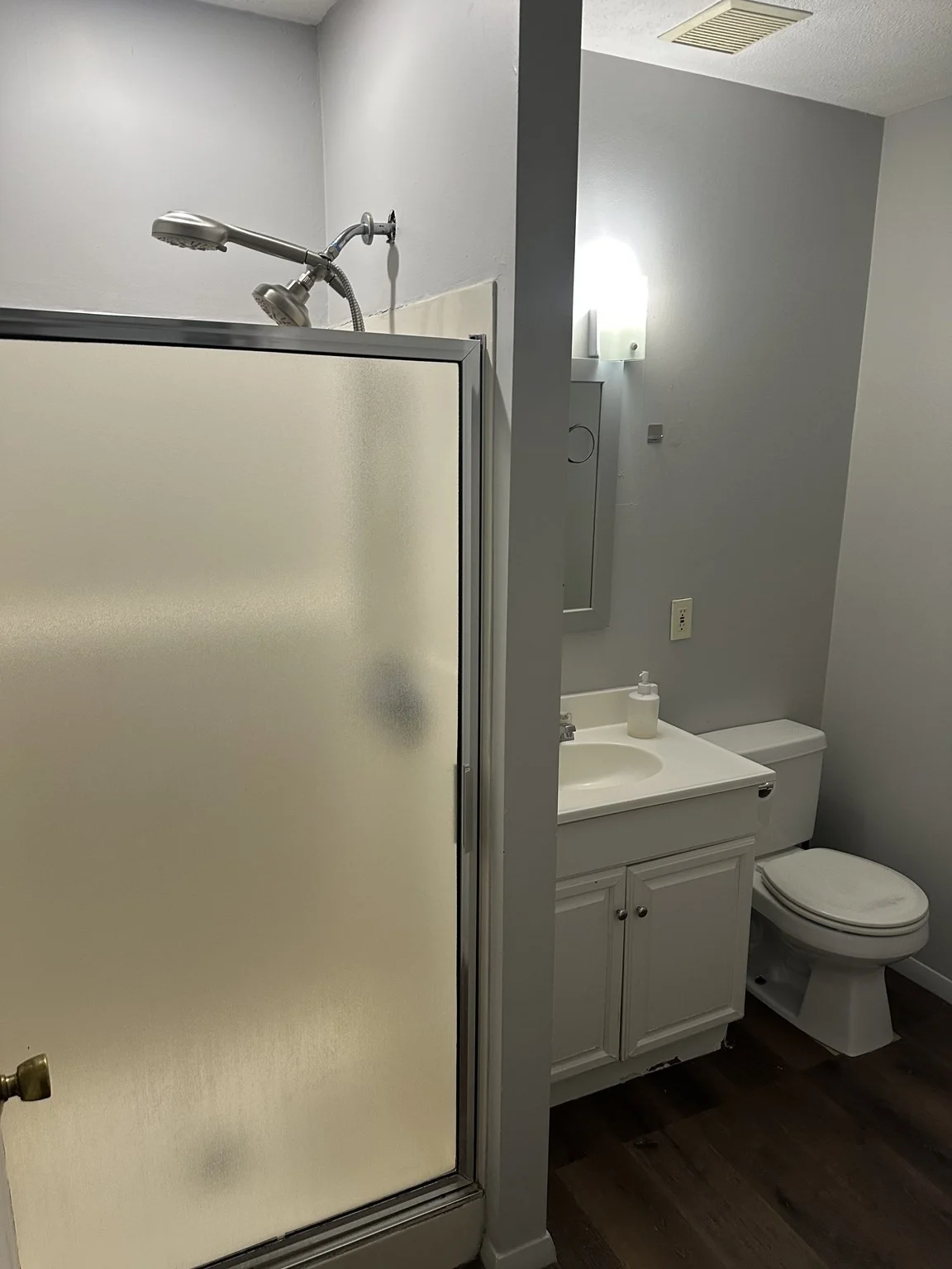 2 bed, 2 bath apartment for rent at 304 California St Unit 3, Nonantum — photo 8 of 10