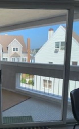 2 bed, 2 bath apartment for rent at 304 Commodore Ct Unit 304, Spinnaker Island — photo 3 of 18