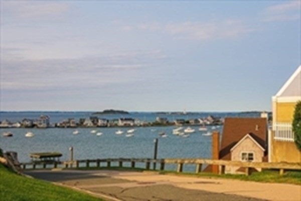 2 bed, 2 bath apartment for rent at 304 Commodore Ct Unit 304, Spinnaker Island — photo 5 of 18