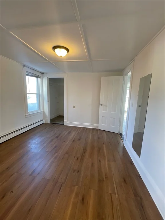 3 bed, 1 bath apartment for rent at 304 Cumberland Unit 2, Lowell — photo 6 of 8