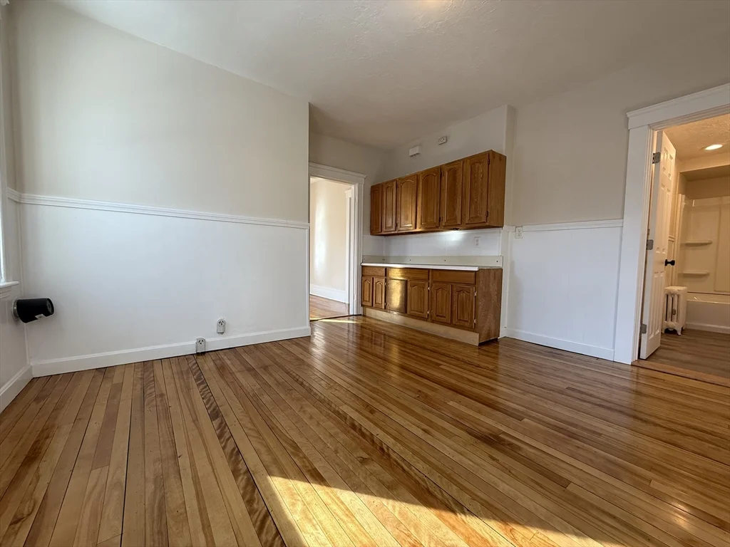 2 bed, 1 bath apartment for rent at 304 Lovell St Unit 2, Worcester — photo 11 of 13