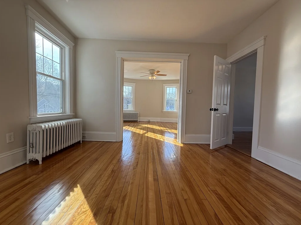 2 bed, 1 bath apartment for rent at 304 Lovell St Unit 2, Worcester — photo 4 of 13