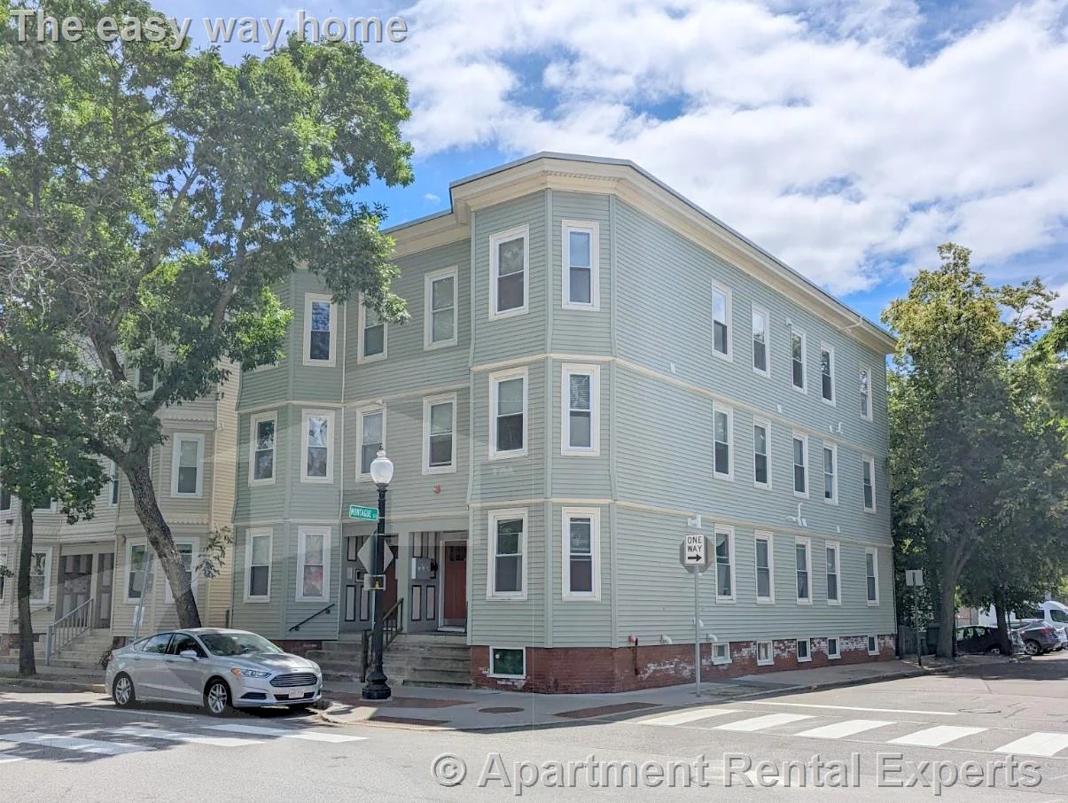 3 bed, 2 bath apartment for rent at 304 Western Ave Unit 1, Central Square — photo 22 of 22