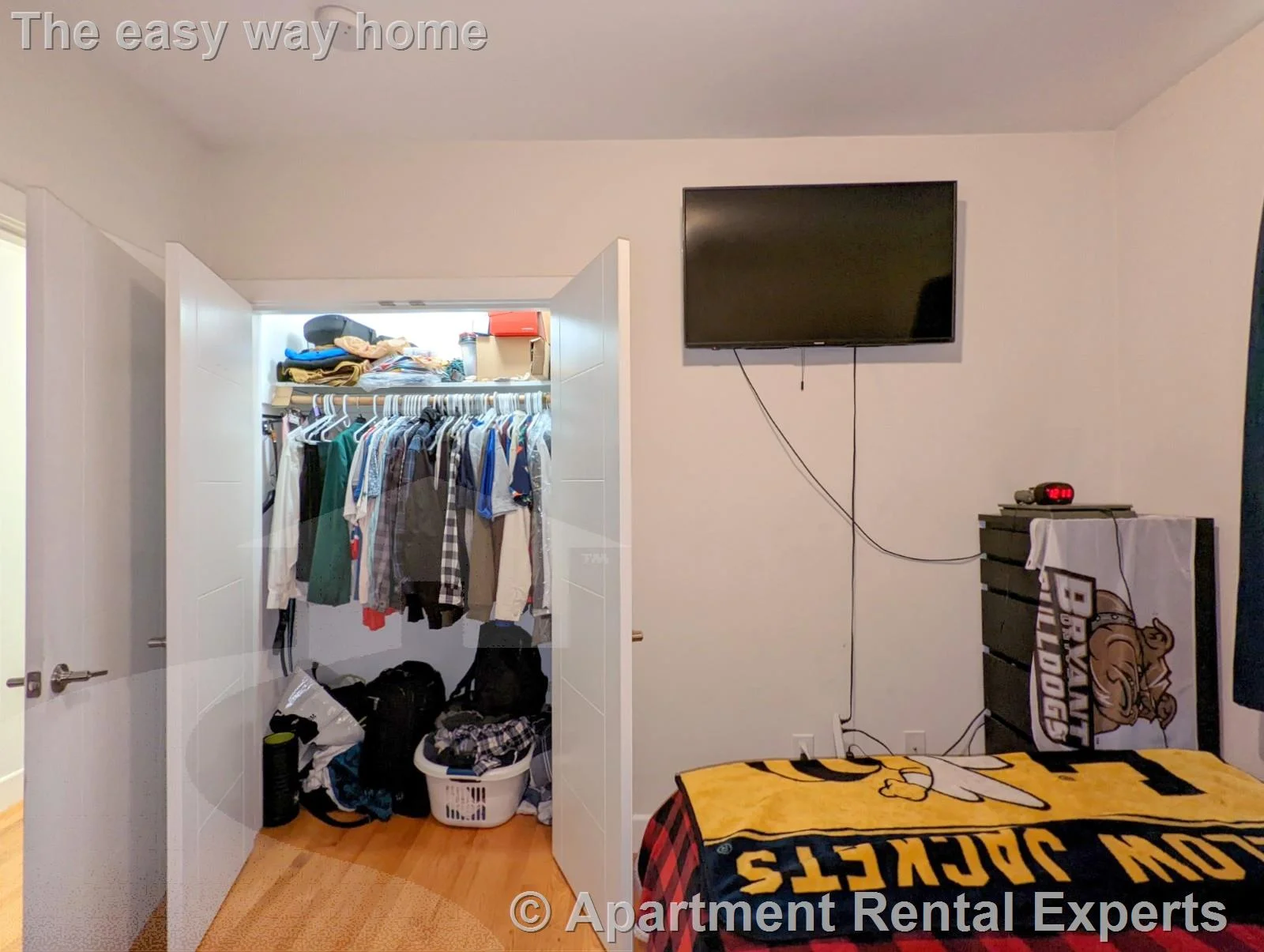 3 bed, 2 bath apartment for rent at 304 Western Ave Unit 1, Central Square — photo 11 of 22