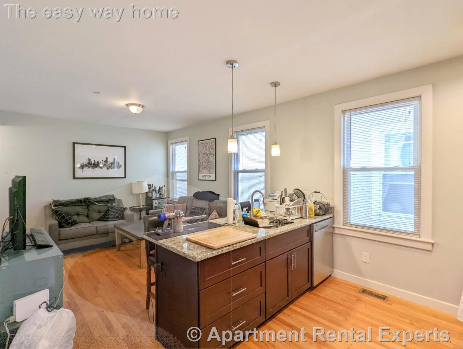 3 bed, 2 bath apartment for rent at 304 Western Ave Unit 1, Central Square — photo 2 of 22
