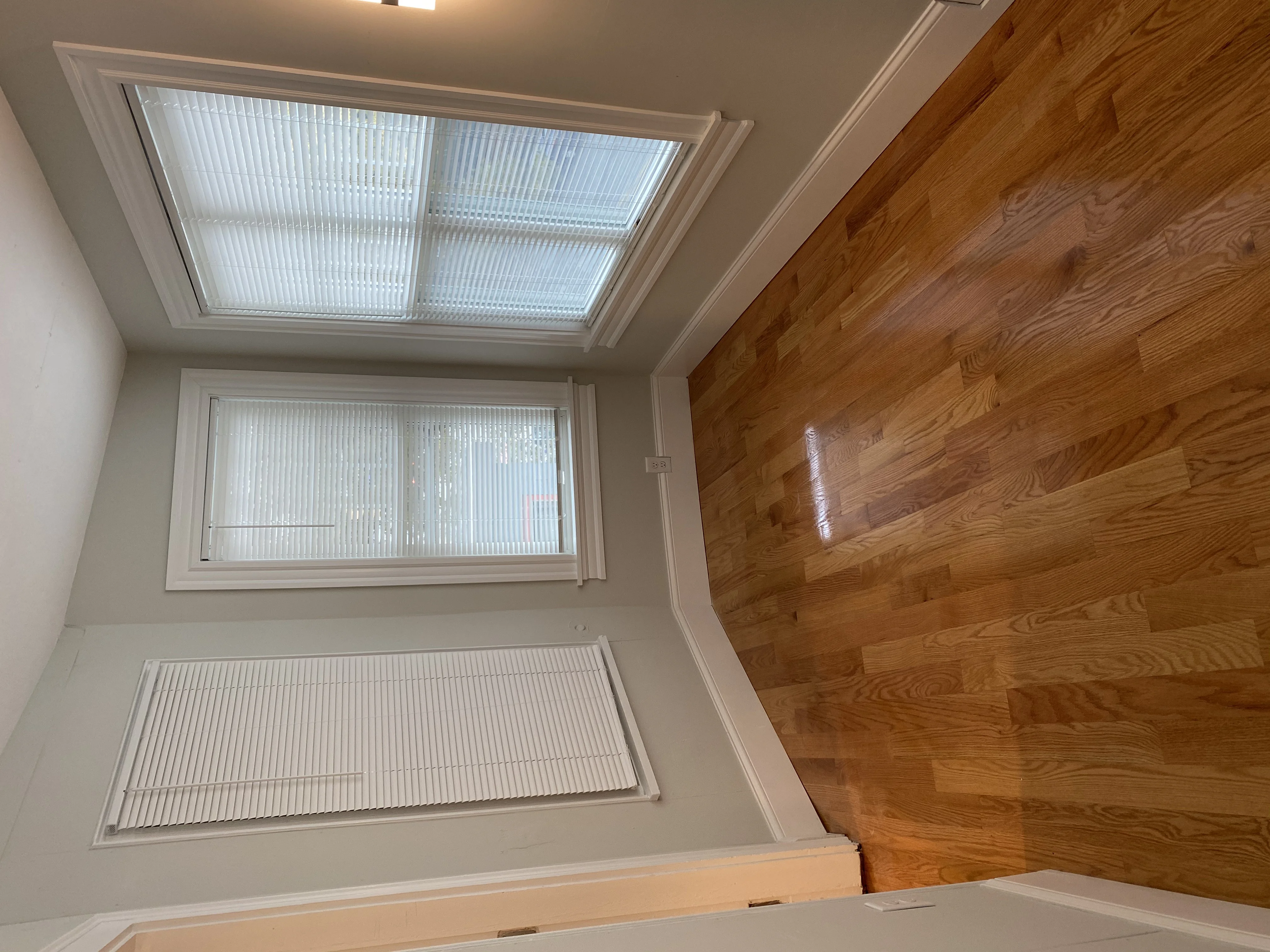 4 bed, 2 bath apartment for rent at 305 Highland Ave Unit 3, Powder House Square — photo 5 of 20