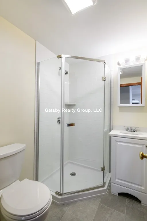 4 bed, 2 bath apartment for rent at 305 Hurley St Unit 2, East Cambridge — photo 6 of 9