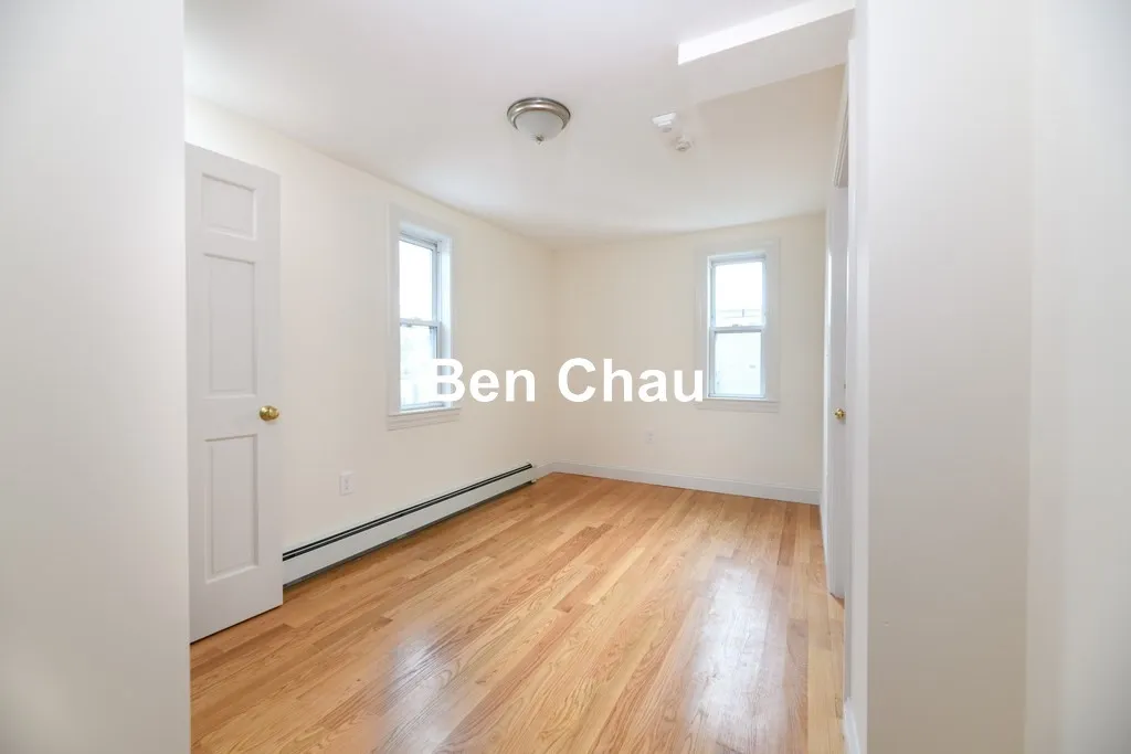 4 bed, 2 bath apartment for rent at 305 Hurley St Unit 2B, East Cambridge — photo 5 of 11