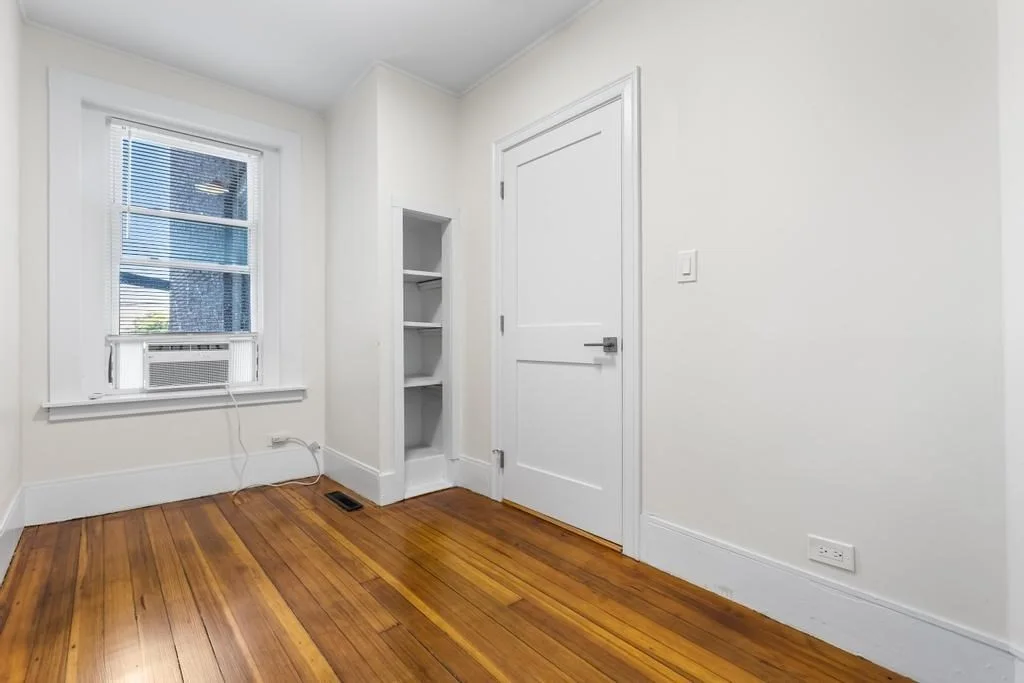 3 bed, 1 bath apartment for rent at 305 Medford St Unit 1, Winter Hill — photo 12 of 21