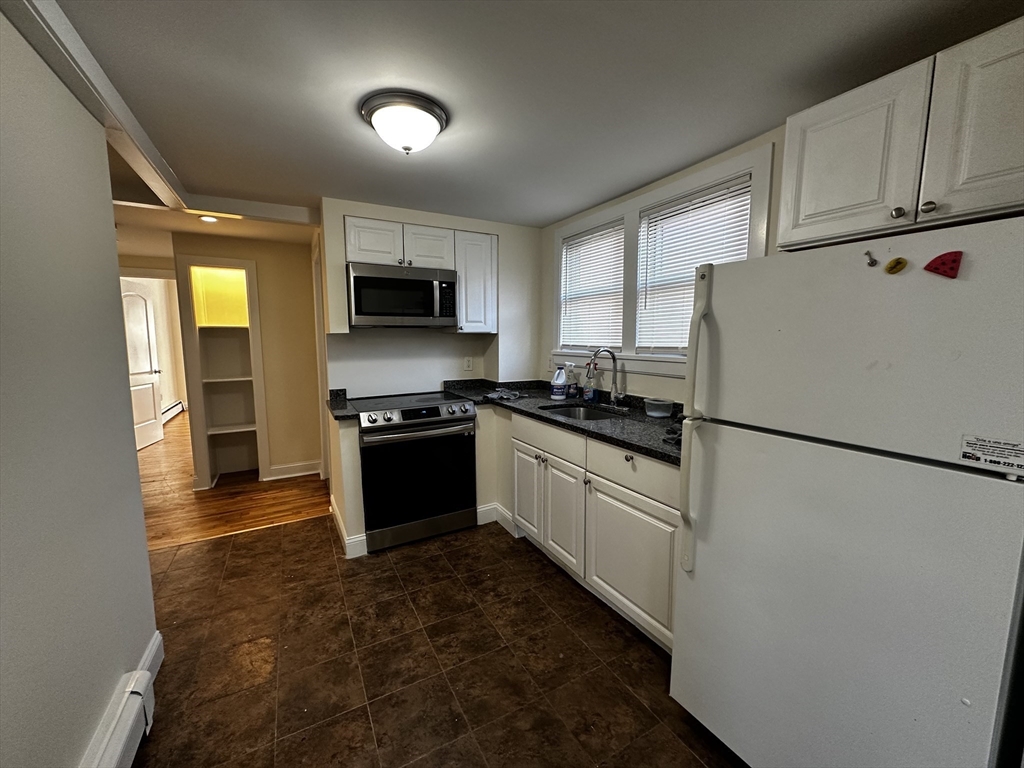 2 bed, 1 bath apartment for rent at 305 Princeton St Unit 1, East Boston — photo 7 of 10