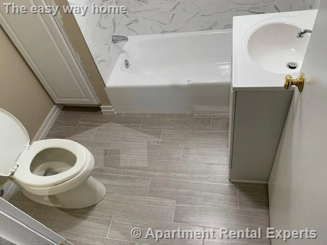 2 bed, 1 bath apartment for rent at 305 Washington St Unit 2, Union Square — photo 2 of 21