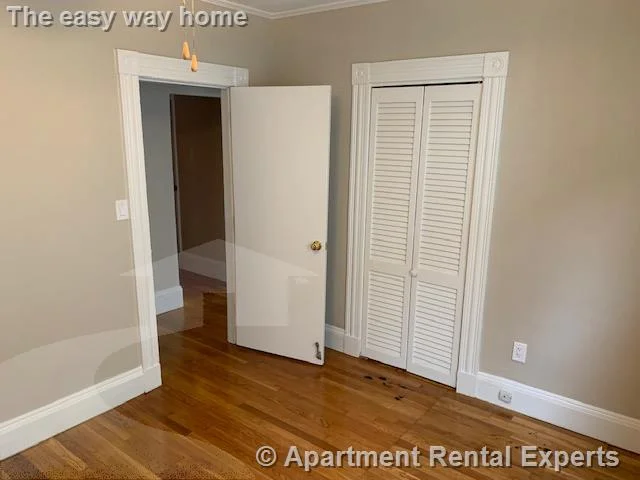 2 bed, 1 bath apartment for rent at 305 Washington St Unit 2, Union Square — photo 16 of 21
