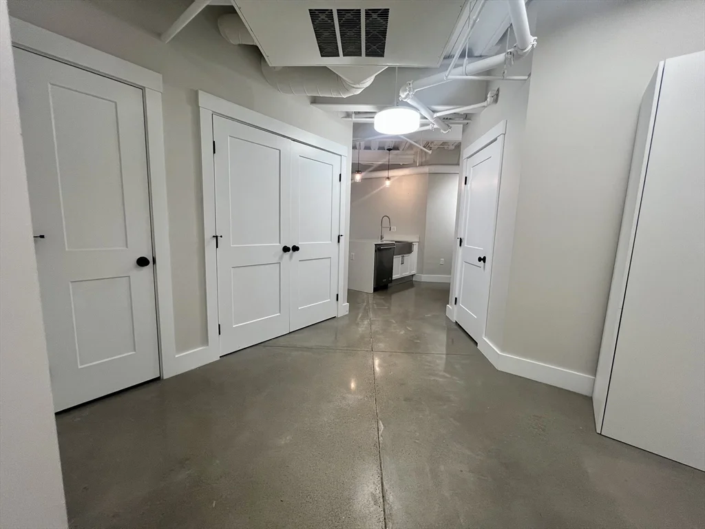 1 bed, 1 bath apartment for rent at 305 Webster Ave Unit 105, Inman Square — photo 9 of 10