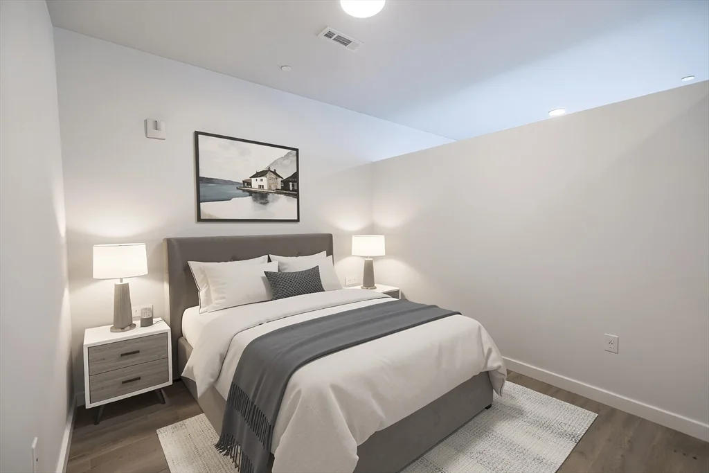 Studio bed, 1 bath apartment for rent at 305 Winter St Unit 448, Piety Corner — photo 2 of 12