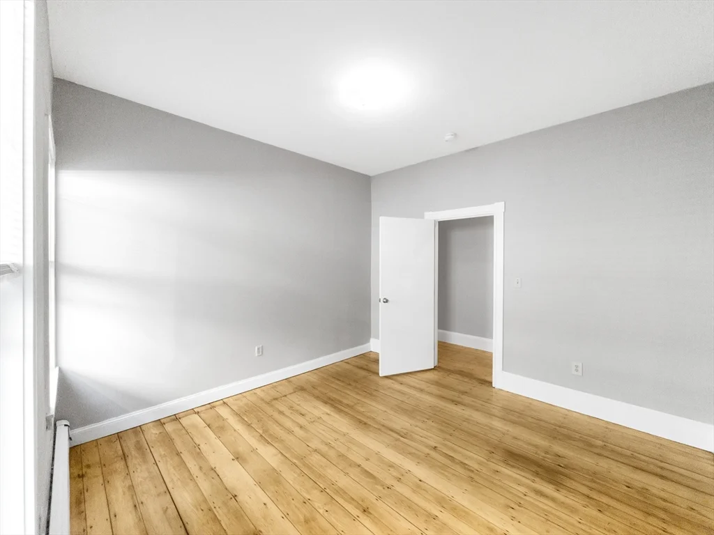 3 bed, 1 bath apartment for rent at 306 Centre St Unit 1, Jamaica Plain — photo 14 of 21