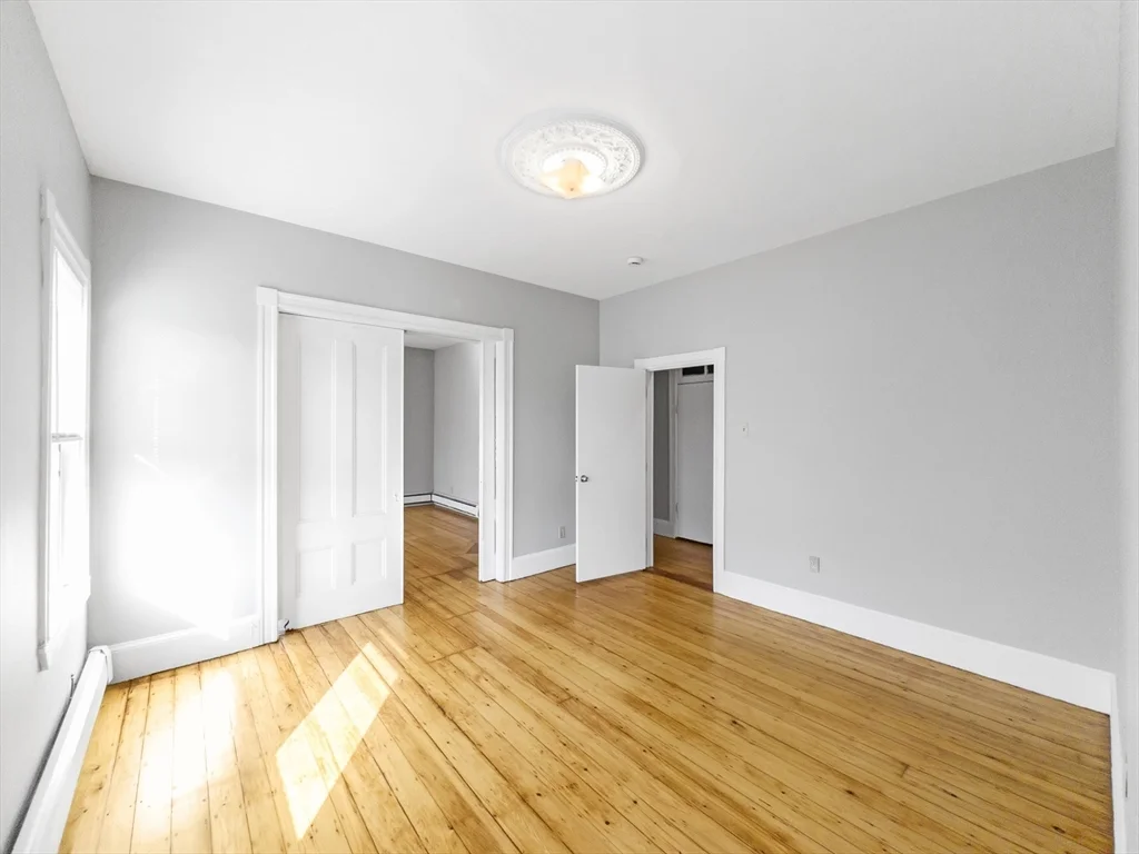 3 bed, 1 bath apartment for rent at 306 Centre St Unit 3, Jamaica Plain — photo 15 of 21