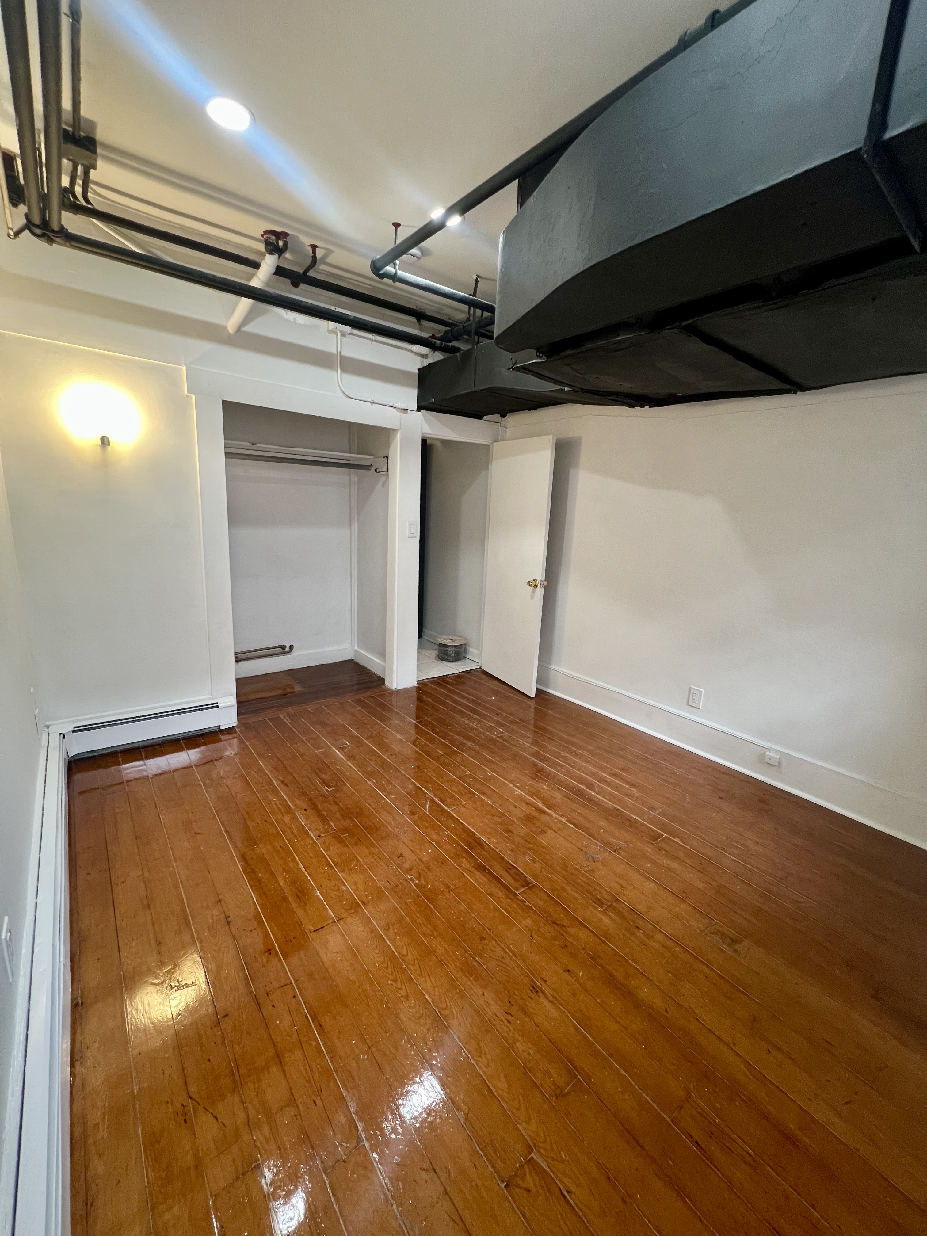 2 bed, 1 bath apartment for rent at 306 Commonwealth Ave Unit 1, Back Bay — photo 4 of 6