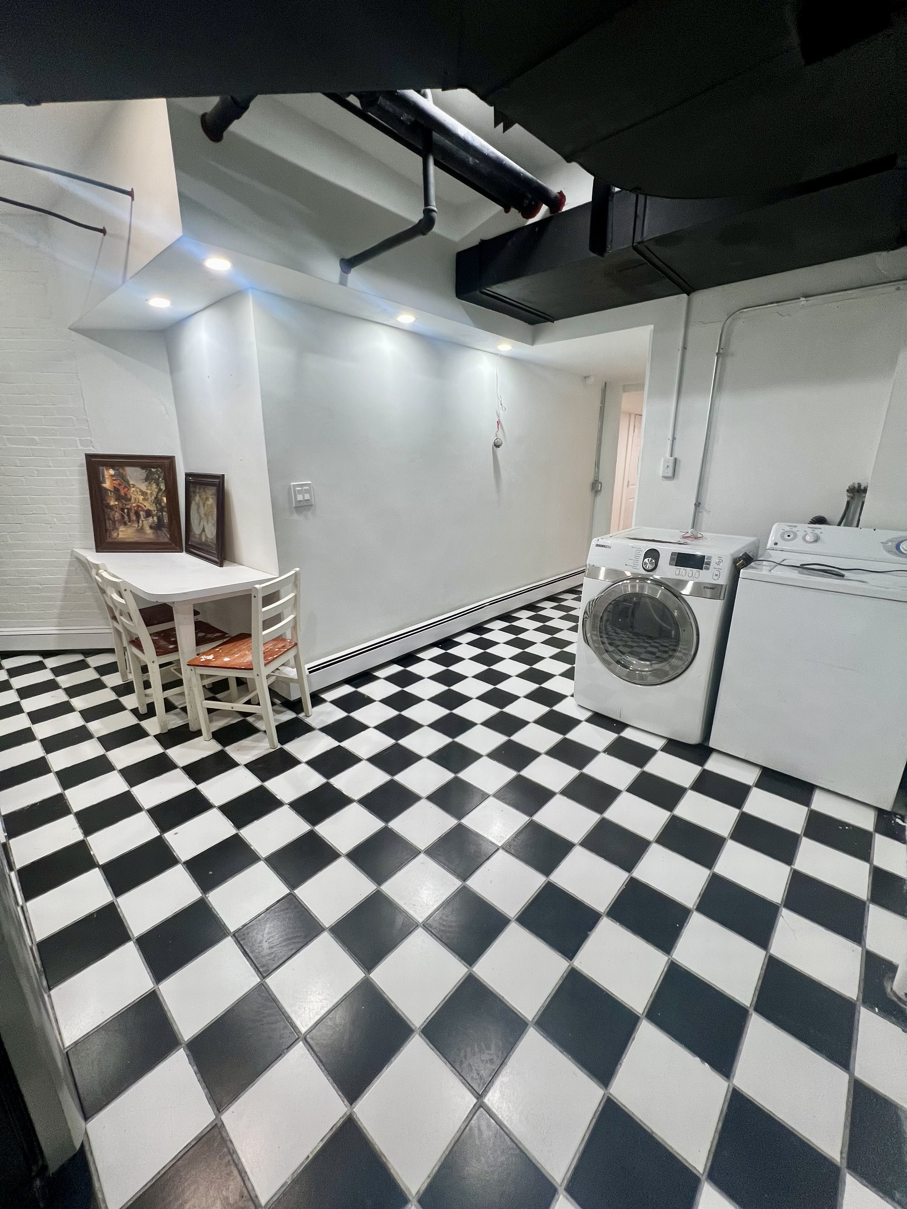 2 bed, 1 bath apartment for rent at 306 Commonwealth Ave Unit 1, Back Bay