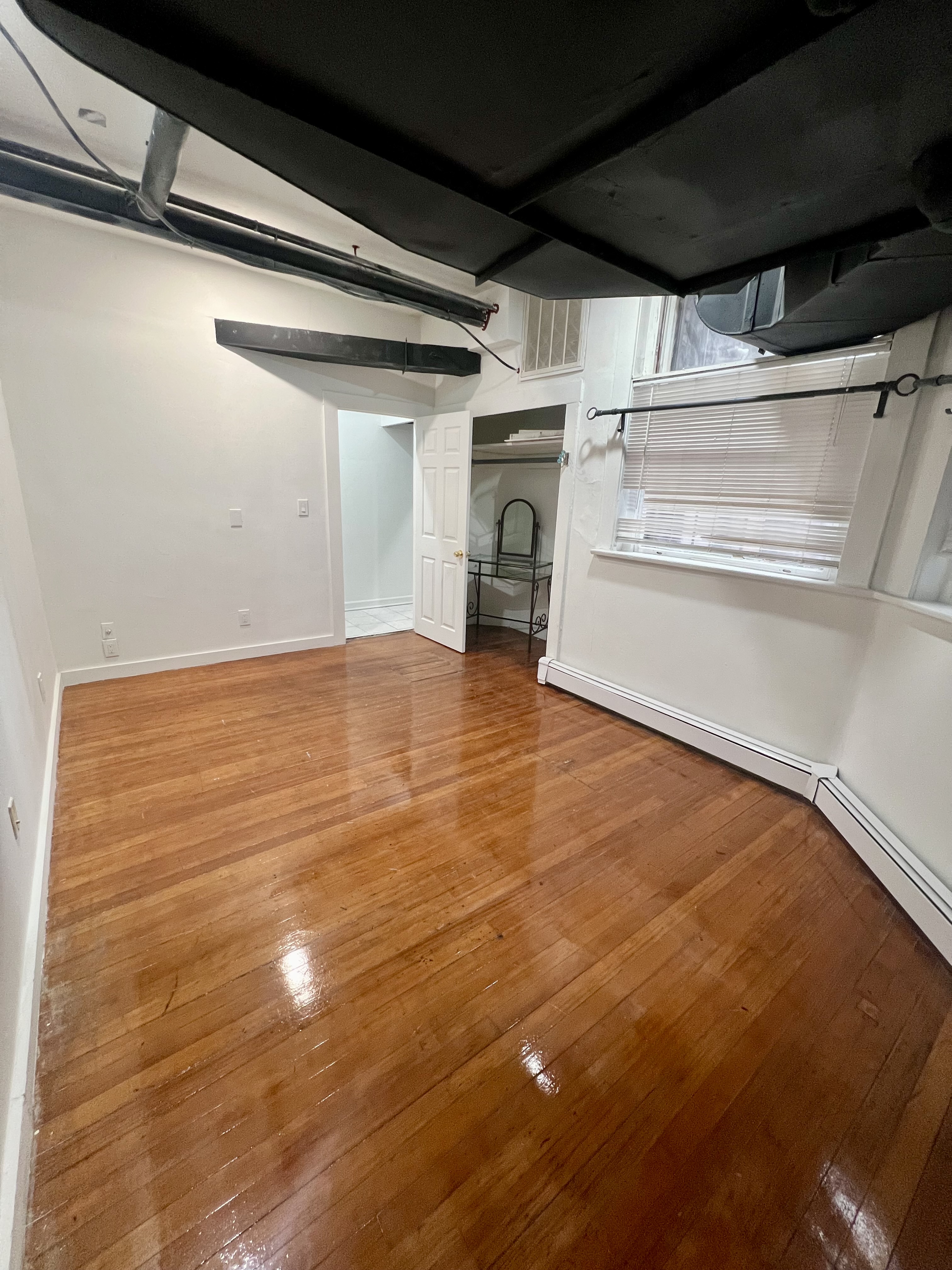 2 bed, 1 bath apartment for rent at 306 Commonwealth Ave Unit 1, Back Bay — photo 5 of 6