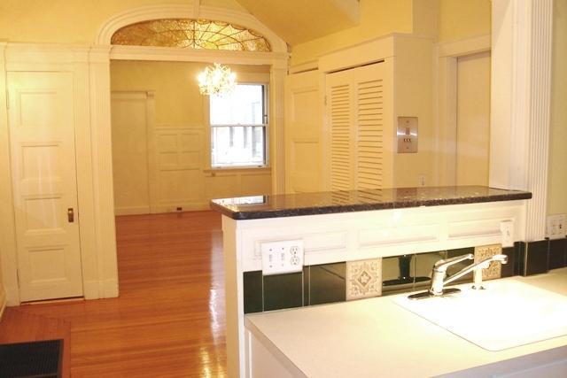 2 bed, 1 bath apartment for rent at 306 Commonwealth Ave Unit 2, Back Bay — photo 4 of 12